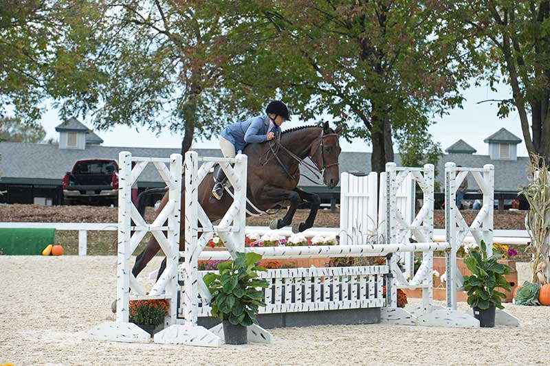 Show Hunter division winner Charlotte Cannon and Seeking Fame - Oct 5, 2017